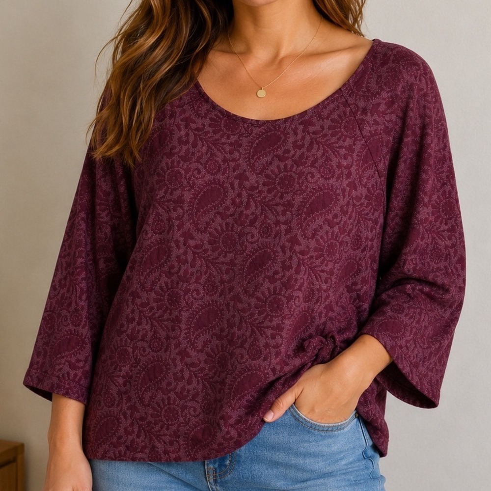 Chico's Size 3 XL Burgundy Floral Jacquard Top Bell Sleeve Boho Artsy Tunic